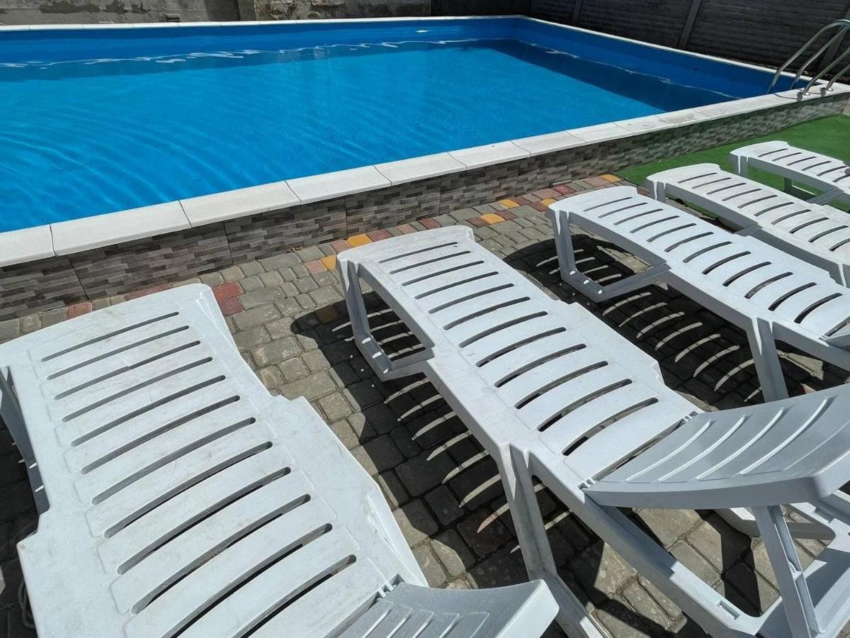 Hotel Balcony Zaliznyi Port Exterior foto