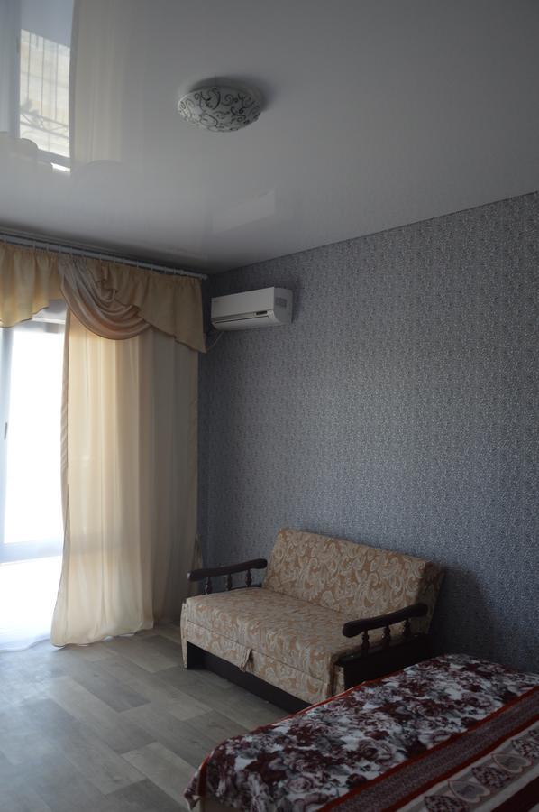 Hotel Balcony Zaliznyi Port Exterior foto