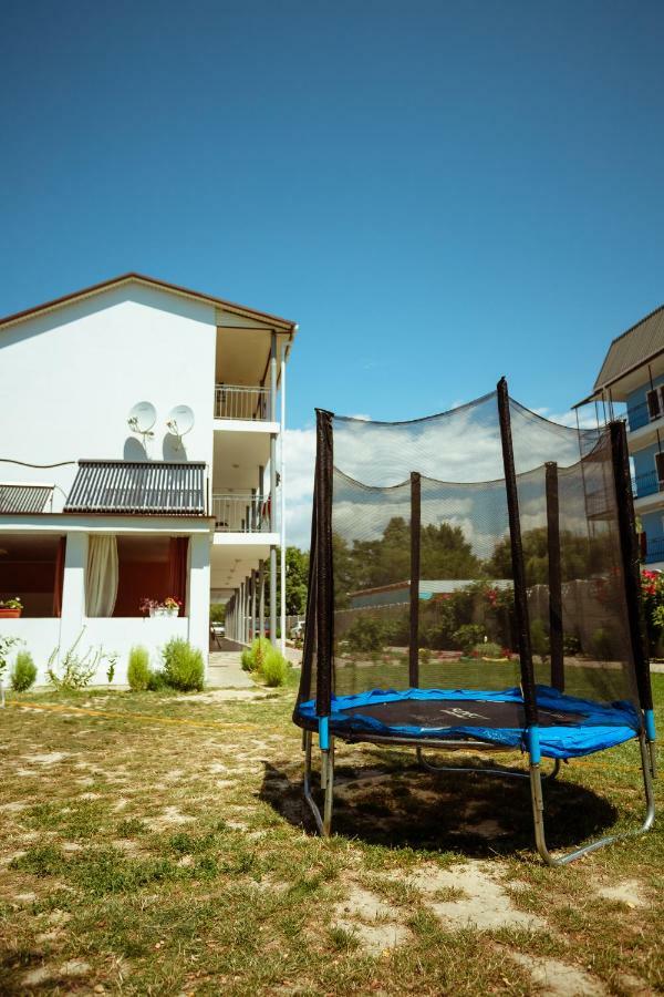 Hotel Balcony Zaliznyi Port Exterior foto